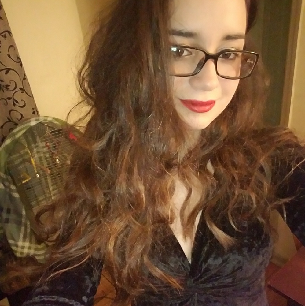 Meet your Posher, Leeana